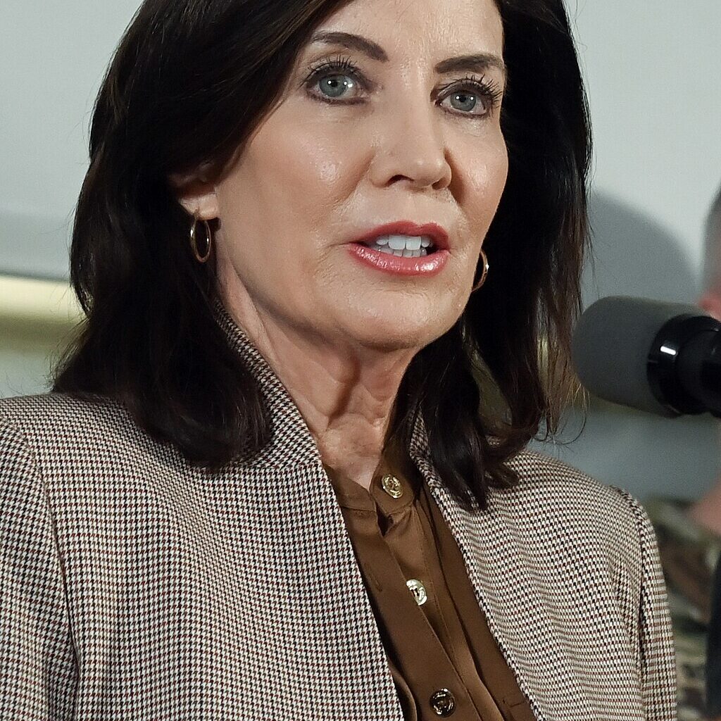 Governor Kathy Hochul and MTA Chair &amp; CEO Janno Lieber make a subway safety announcement at the NYCT Rail Control Center (RCC) on Wednesday, Mar 6, 2024.

(Marc A. Hermann / MTA)