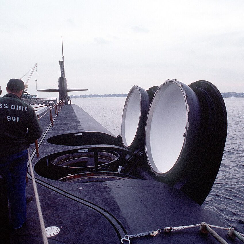 Trident_I_launch_tubes